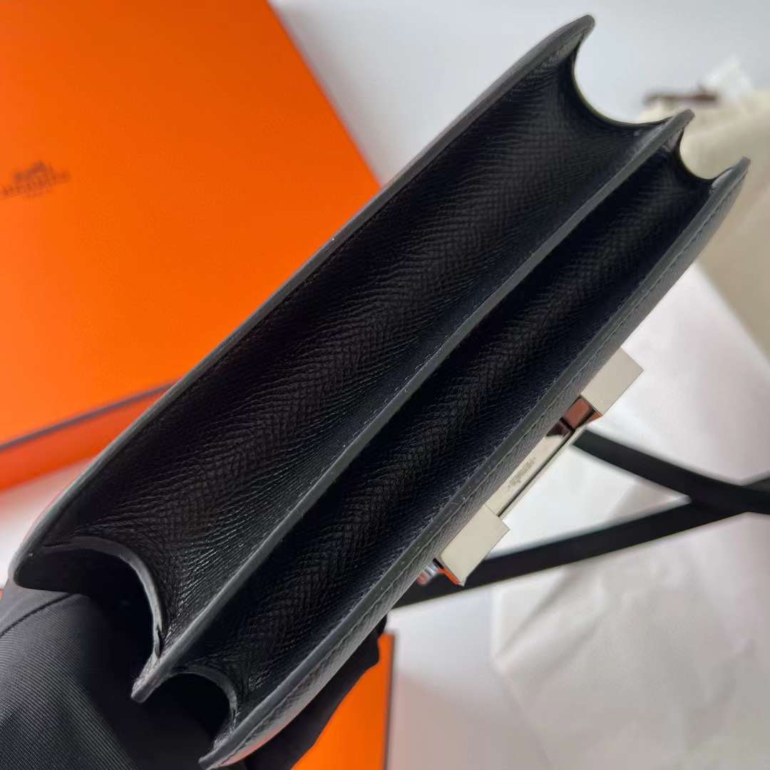 Hermès（爱马仕）Constance 康斯坦斯 Epsom Ck89 黑色 银扣 19cm 全手工蜡线缝制 Phw