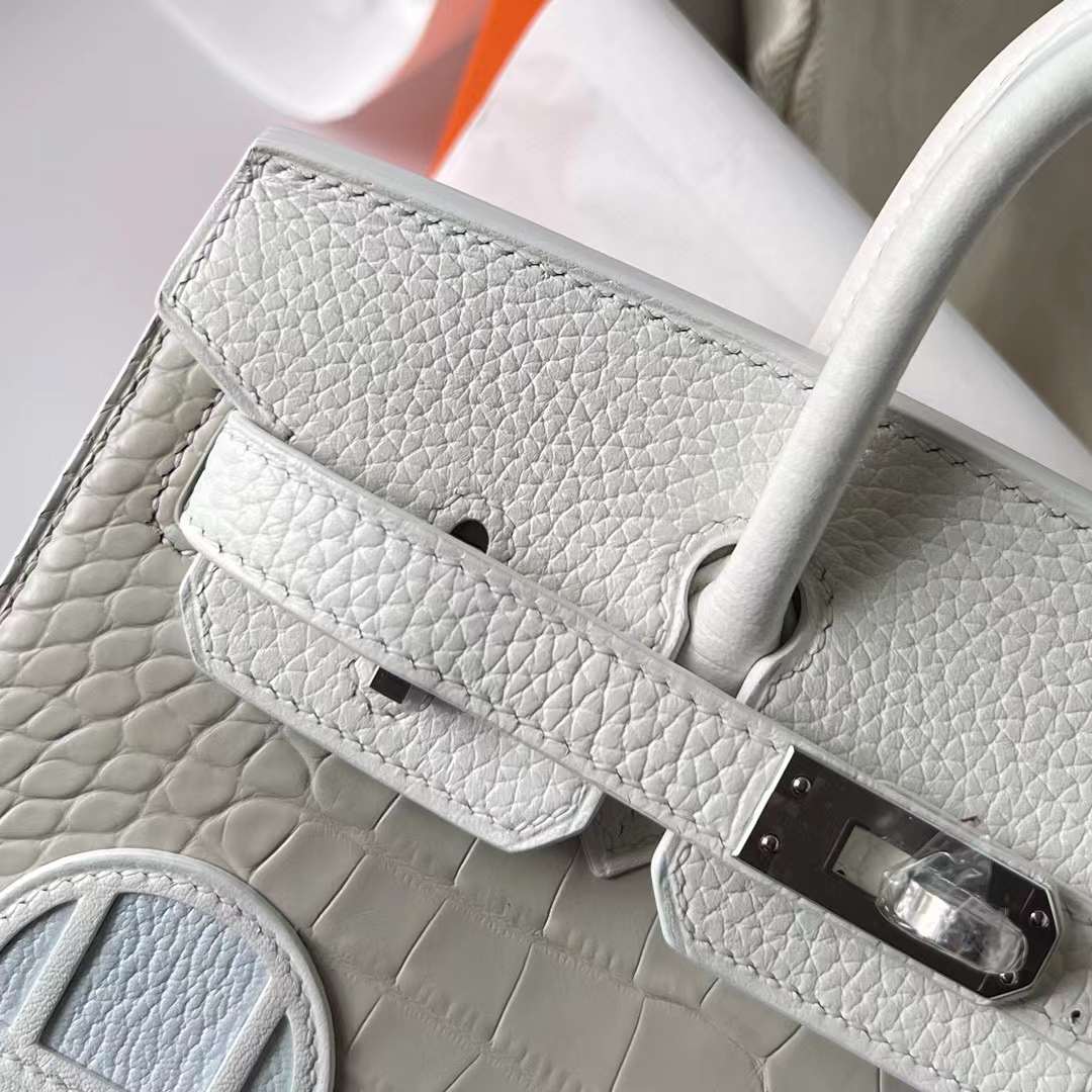 Hermès（爱马仕）Birkin 小房子 白色 银扣 20cm 全手工蜡线缝制 Phw