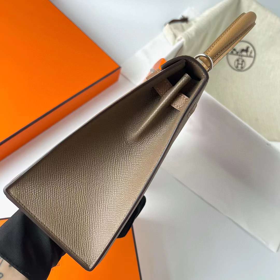 Hermès（爱马仕）Kelly 凯莉包 Epsom 掌纹皮 Ck18 大象灰 拼 3G 栗子色 拼 4B 饼干色 银扣 25cm 全手工蜡线缝制 Phw