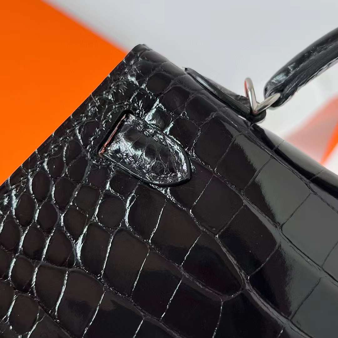 Hermès（爱马仕）Mini Kelly 迷你凯莉 亮面美洲鳄 Shiny Alligator Crocodile Ck89 黑色 银扣 22cm 全手工蜡线缝制 Phw