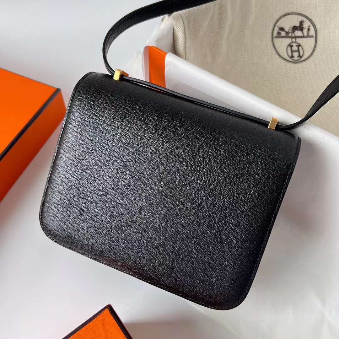 Hermès（爱马仕）Constance 康斯坦斯 Chevre 进口山羊皮 ck89 黑色 金扣 19cm 全手工蜡线缝制 Ghw