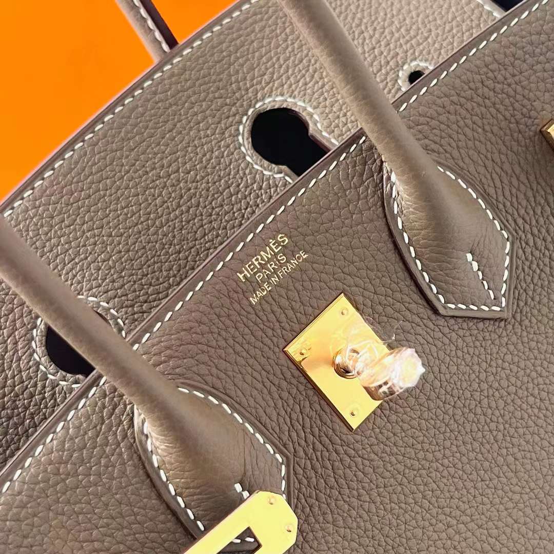 Hermès（爱马仕）Birkin 铂金包 Togo 进口小牛皮 Ck18 大象灰 金扣 25cm 全手工蜡线缝制 Ghw