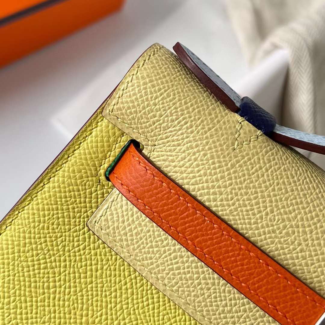 Hermès（爱马仕）Mini Kelly Pochette Epsom Hss 多拼色 9R 柠檬黄 拼 1Z 小鸡黄 拼 X9 锦葵紫 拼 9J 火焰橙 拼 T0 雾蓝色 拼 1K 竹子绿 拼 A5 杜鹃红 银扣 22cm