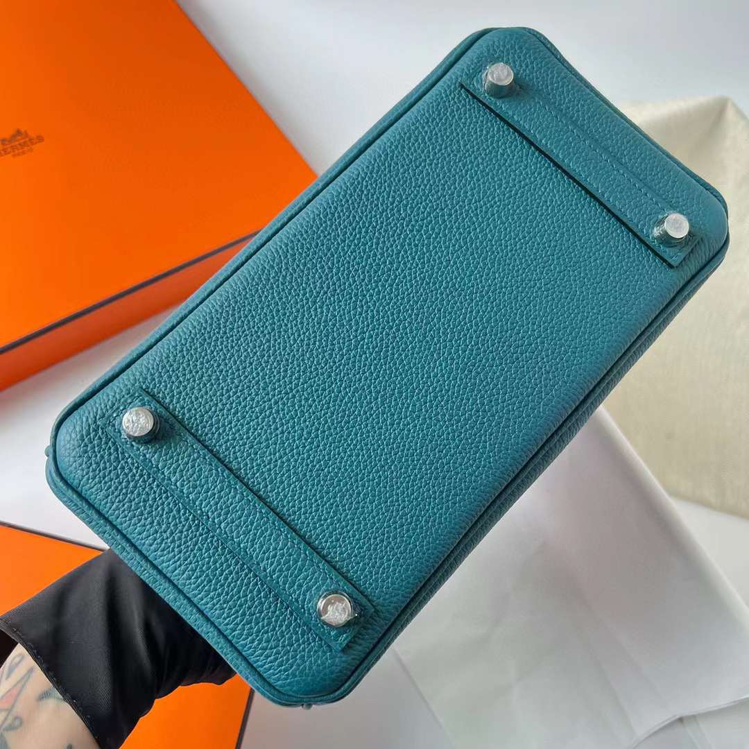 Hermès（爱马仕）Birkin 铂金包 Togo 顶级小牛皮 W0 博斯普鲁斯绿 银扣 25cm 全手工蜡线缝制 Phw