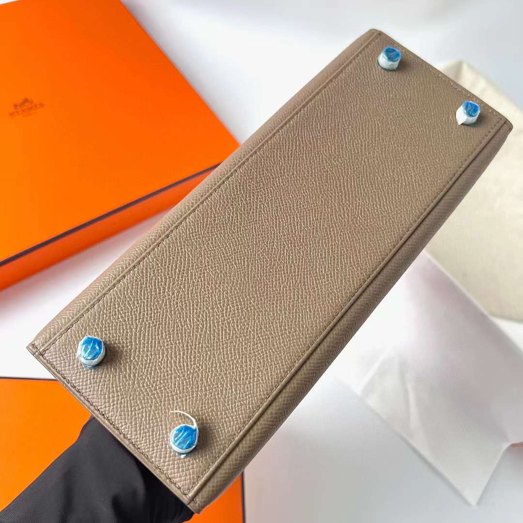 Hermès（爱马仕）Kelly 凯莉包 Epsom 掌纹皮 Ck18 大象灰 拼 3G 栗子色 拼 4B 饼干色 银扣 25cm 全手工蜡线缝制 Phw