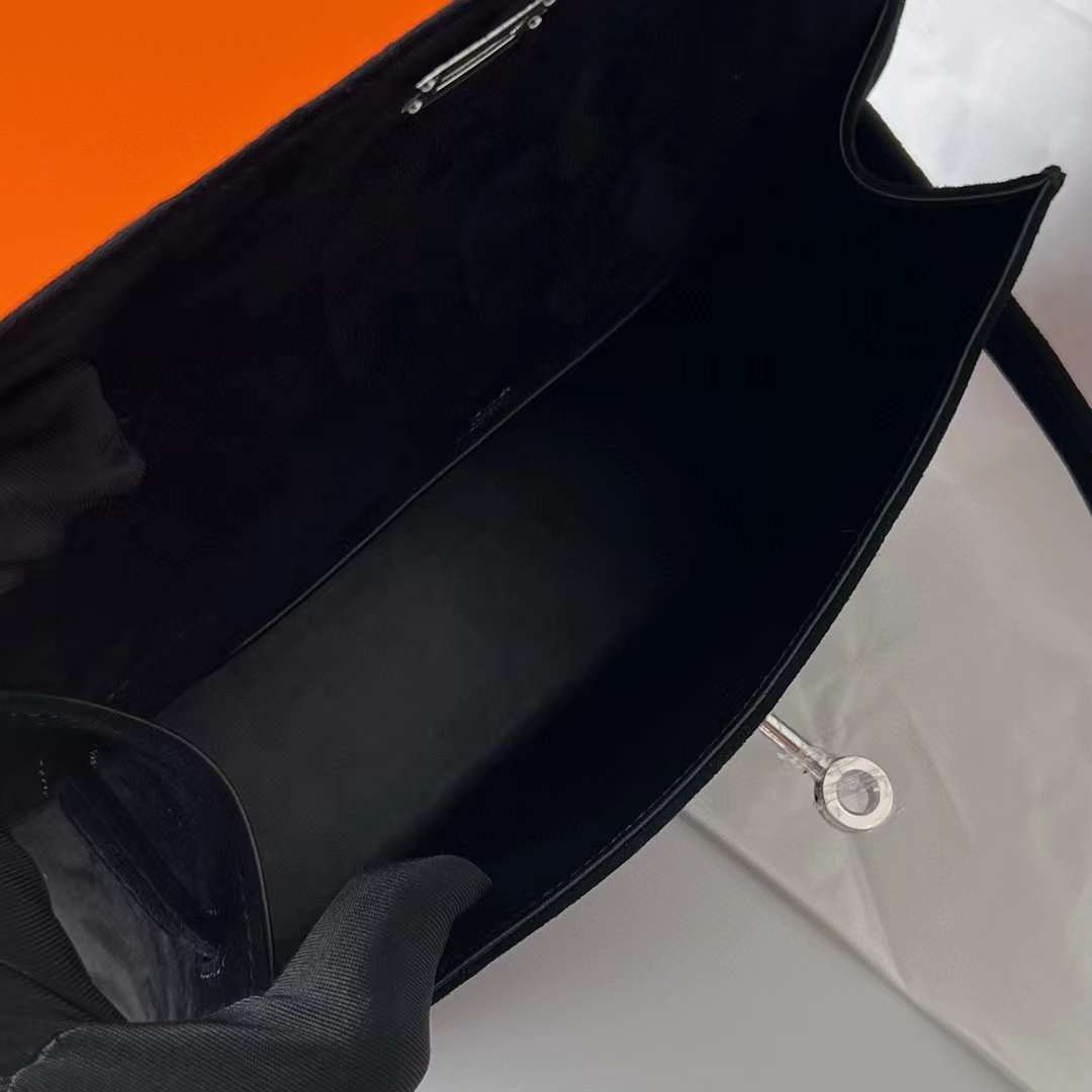 Hermès（爱马仕）Mini Kelly Pochette Suede 进口麂皮 ck89 黑色 银扣 22cm 全手工蜡线缝制 Phw
