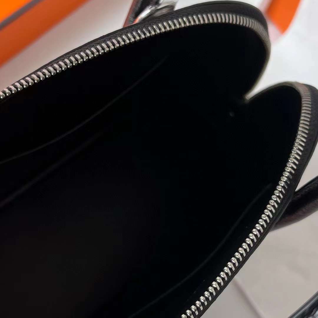Hermès（爱马仕）Bolide 保龄球包 Chevre 进口山羊皮 Ck89 黑色 银扣 25cm 全手工蜡线缝制 Phw