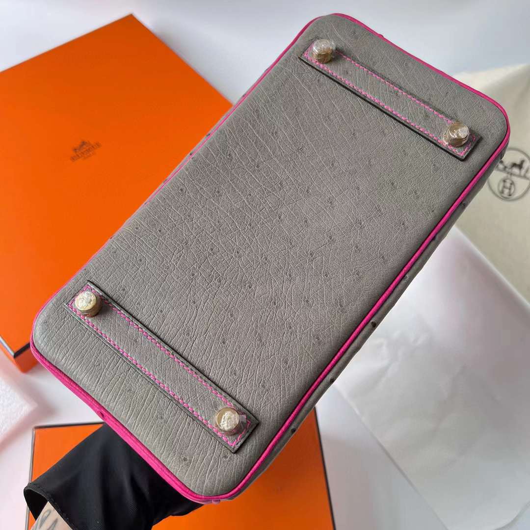 Hermès（爱马仕）Birkin 铂金包 Ostrich 南非kk进口鸵鸟皮 M8 沥青灰 拼 E5 糖果粉 金扣 25cm 全手工蜡线缝制 Ghw