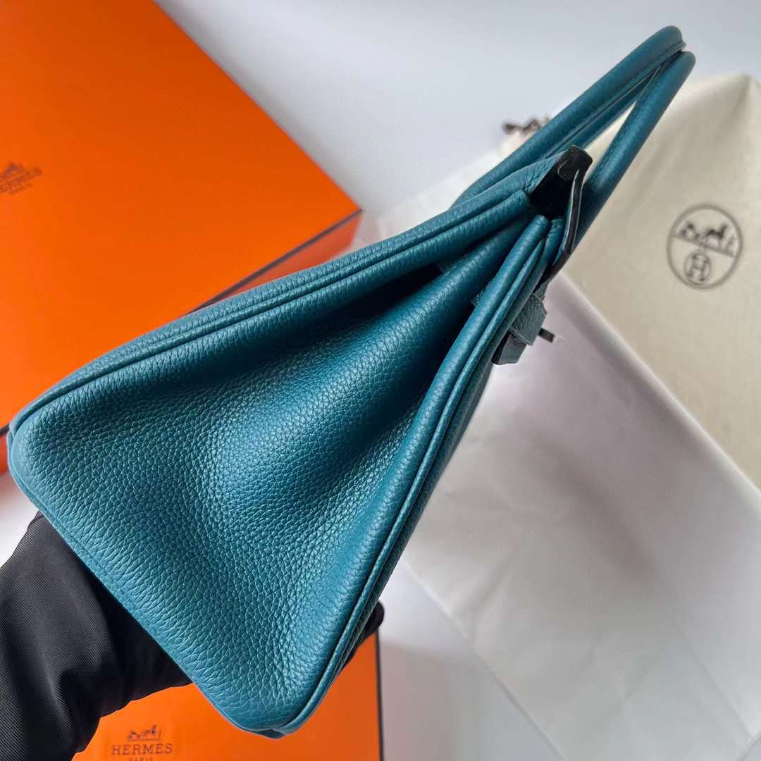 Hermès（爱马仕）Birkin 铂金包 Togo 顶级小牛皮 W0 博斯普鲁斯绿 银扣 25cm 全手工蜡线缝制 Phw