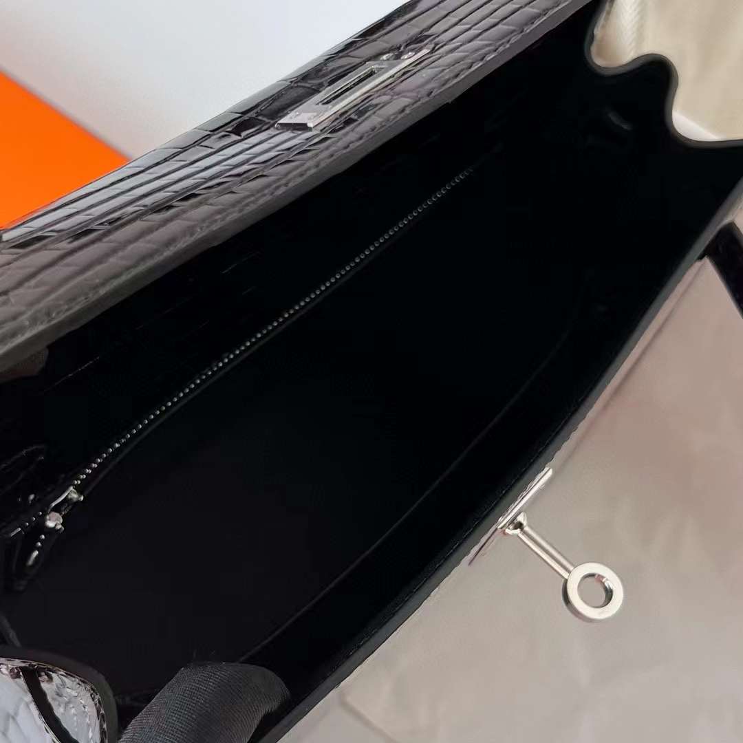 Hermès（爱马仕）Kelly 凯莉包 亮面尼罗鳄鱼皮 shiny nilo crocodile ck89 黑色 银扣 25cm 全手工蜡线缝制 Phw