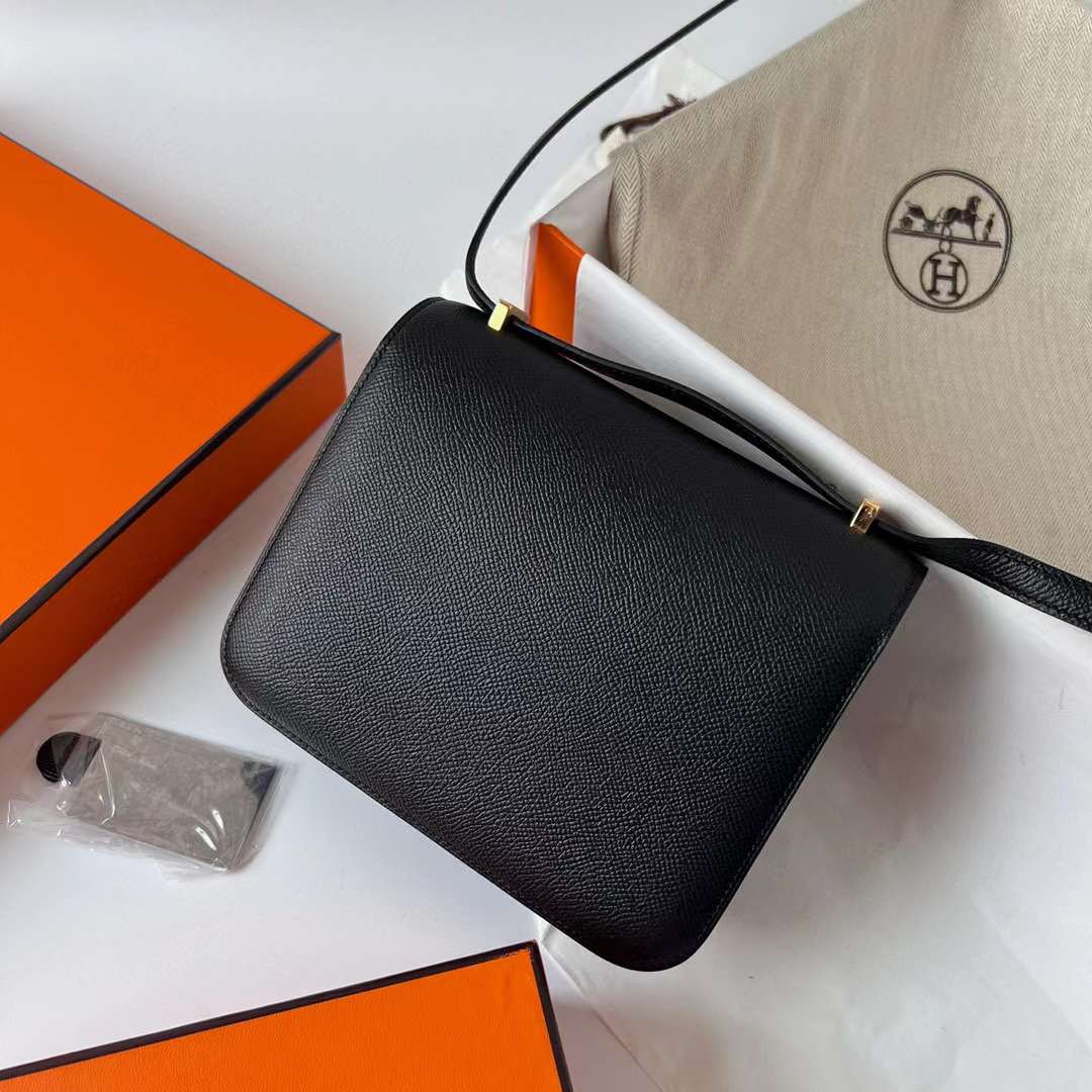 Hermès（爱马仕）Constance 康斯坦斯 1-19 Epsom Ck89 黑色 金扣 19cm 全手工蜡线缝制 Ghw
