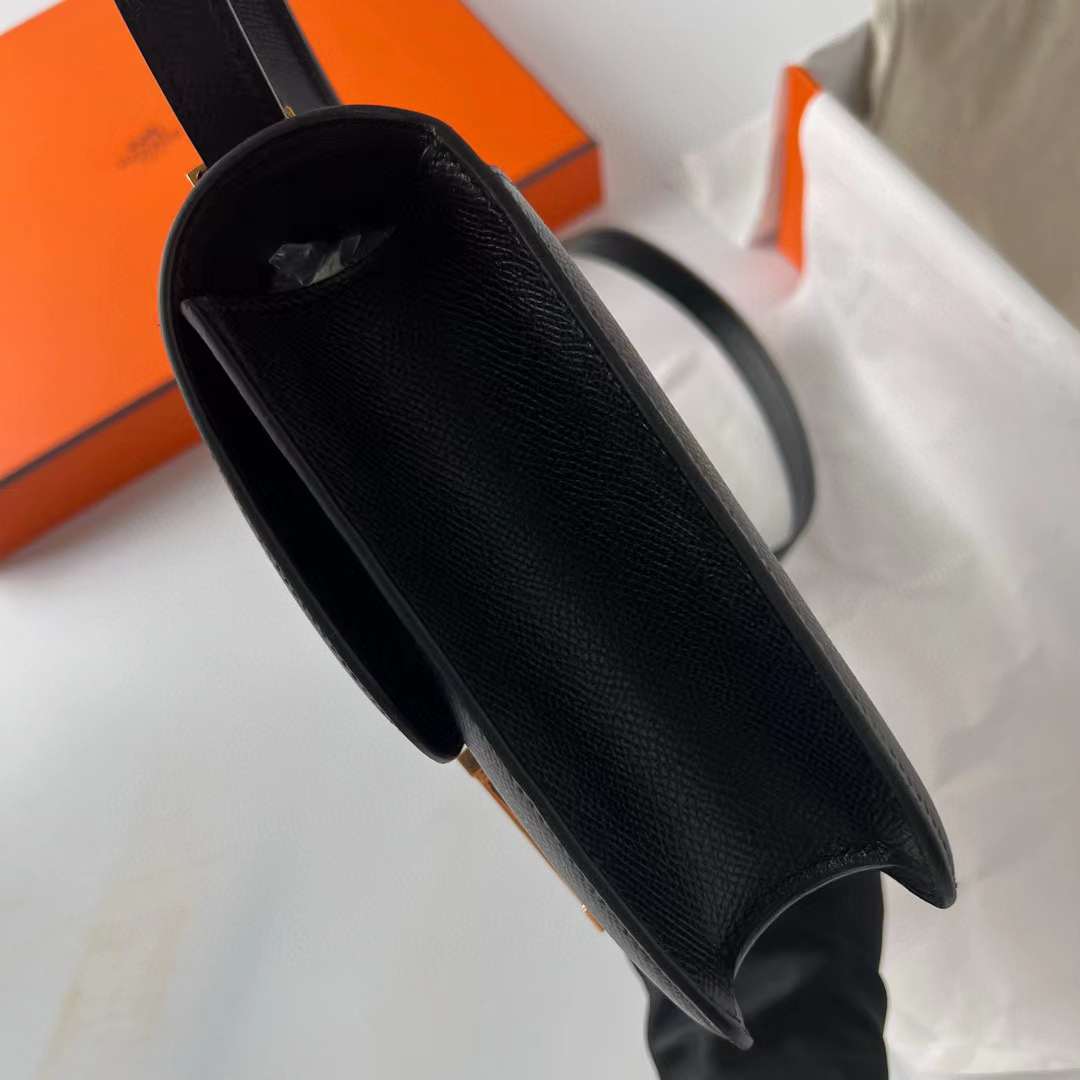 Hermès（爱马仕）Constance 康斯坦斯 1-24 Epsom Ck89 黑色 金扣 24cm 全手工蜡线缝制 Ghw
