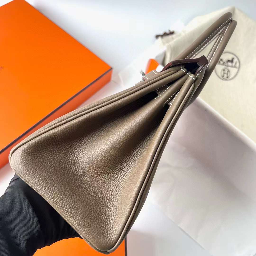 Hermès（爱马仕）Birkin 铂金包 Togo 进口小牛皮 Ck18 大象灰 银扣 25cm 全手工蜡线缝制 Phw
