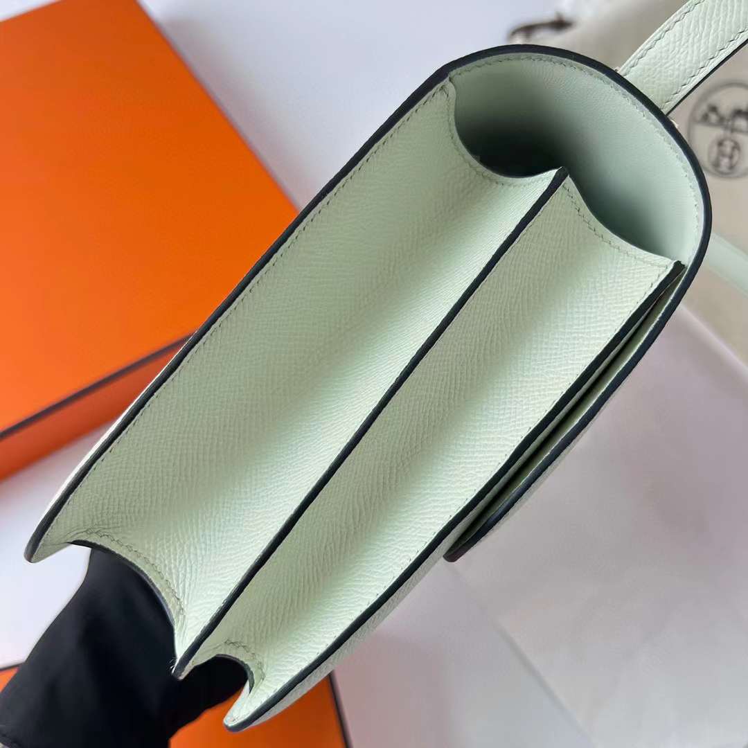 Hermès（爱马仕）Constance 康斯坦斯 Epsom 0S 气泡绿 银扣 24cm 全手工蜡线缝制 Phw