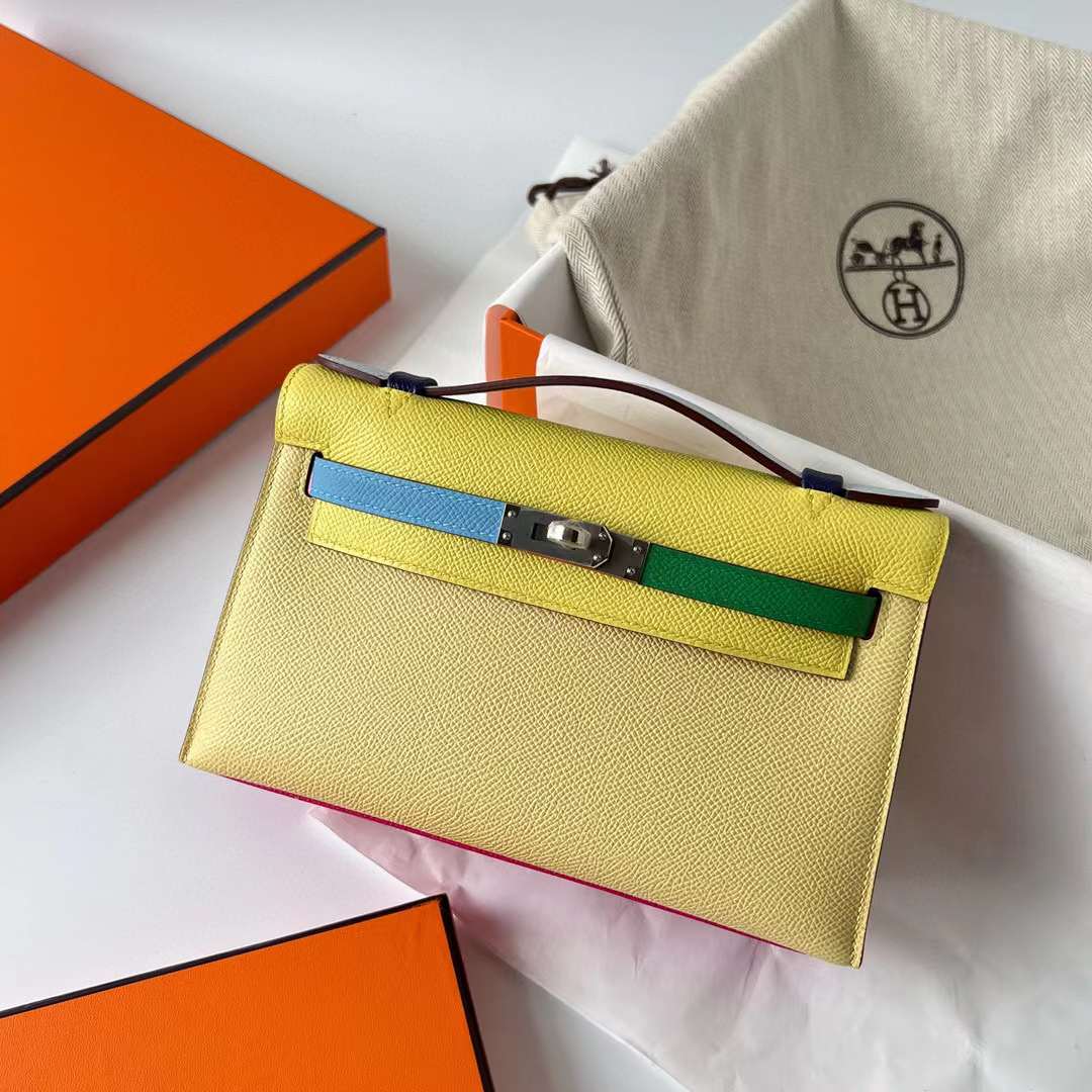 Hermès（爱马仕）Mini Kelly Pochette Epsom Hss 多拼色 9R 柠檬黄 拼 1Z 小鸡黄 拼 P3 北方蓝 拼 U4 丝绒绿 拼 9J 火焰橙 拼 E5 糖果粉 拼 T0 雾蓝色 银扣 22cm