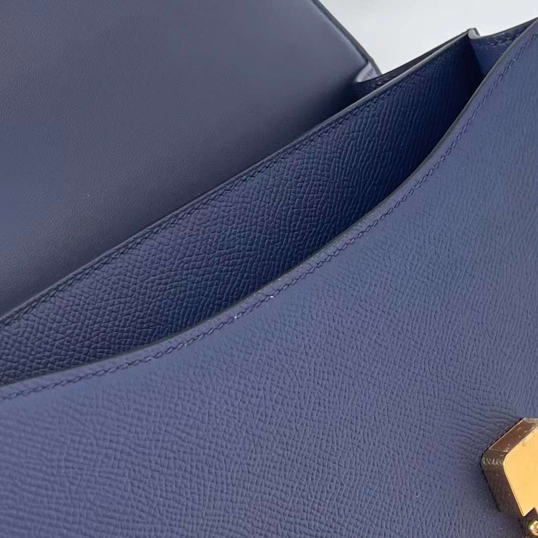 Hermès（爱马仕）Constance 康斯坦斯 Epsom Ck73 宝石蓝 金扣 24cm 全手工蜡线缝制 Ghw