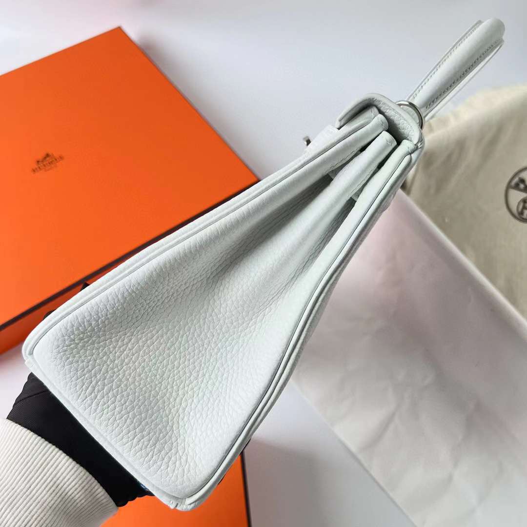 Hermès（爱马仕）Kelly 凯莉包 Clemence（原厂进口tc皮）01 纯白 银扣 25cm 全手工蜡线缝制 Phw