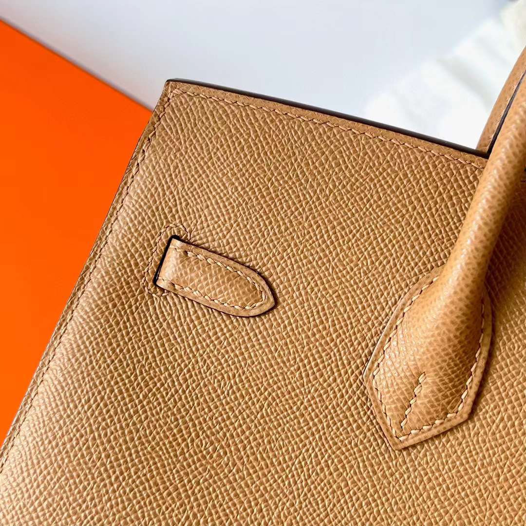 Hermès（爱马仕）Birkin Sellier Epsom 0M 奶茶色 金扣 25cm 全手工蜡线缝制 Ghw