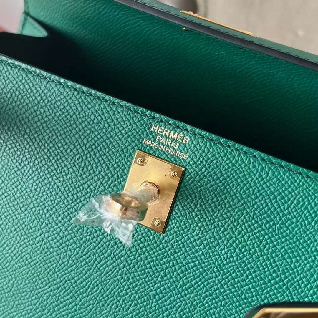 Hermès（爱马仕）Kelly 凯莉包 Epsom皮 U4 丝绒绿 金扣 25cm 全手工蜡线缝制 Ghw