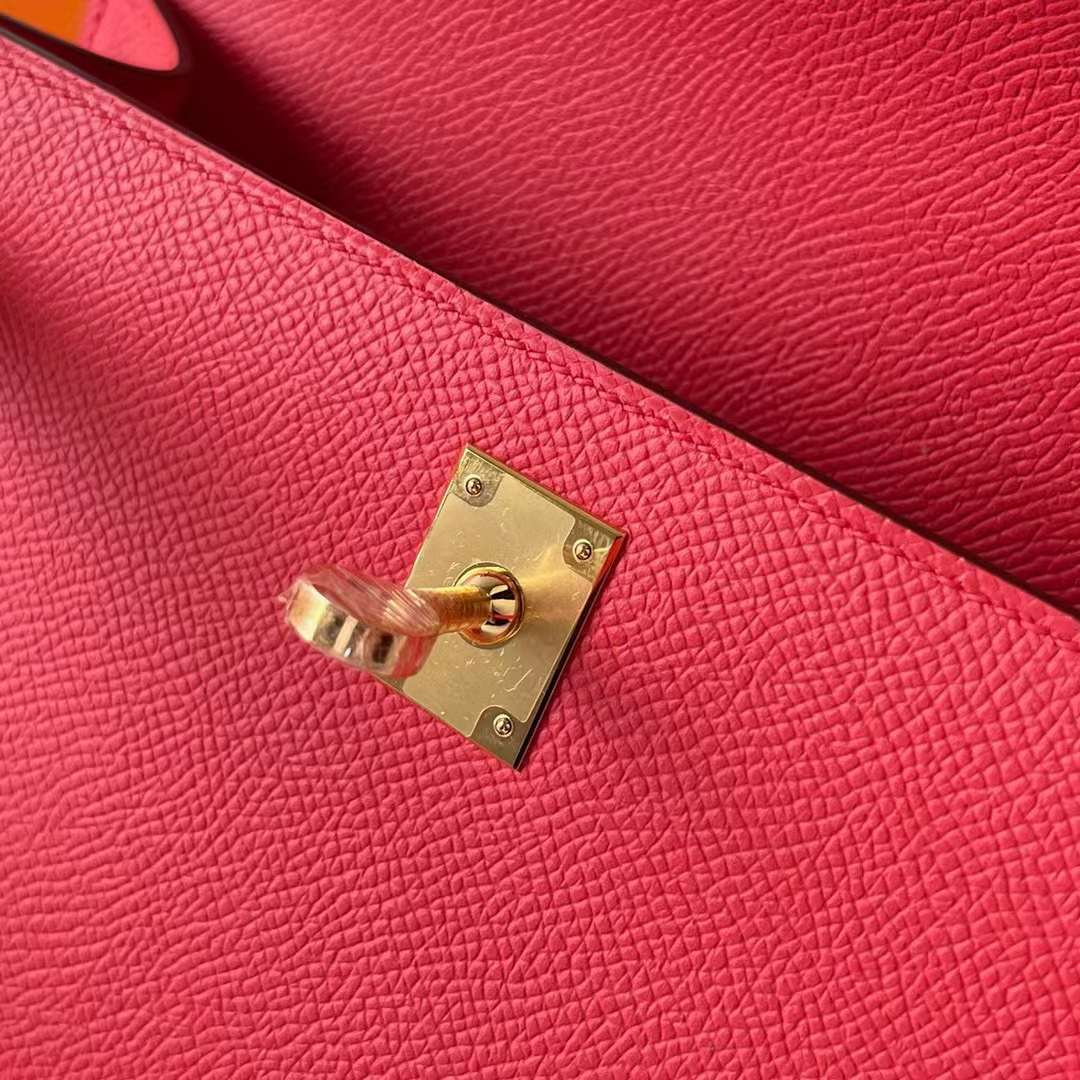 Hermès（爱马仕）Mini Kelly Pochette Epsom T5 蜜糖粉 金扣 22cm 全手工蜡线缝制 Ghw