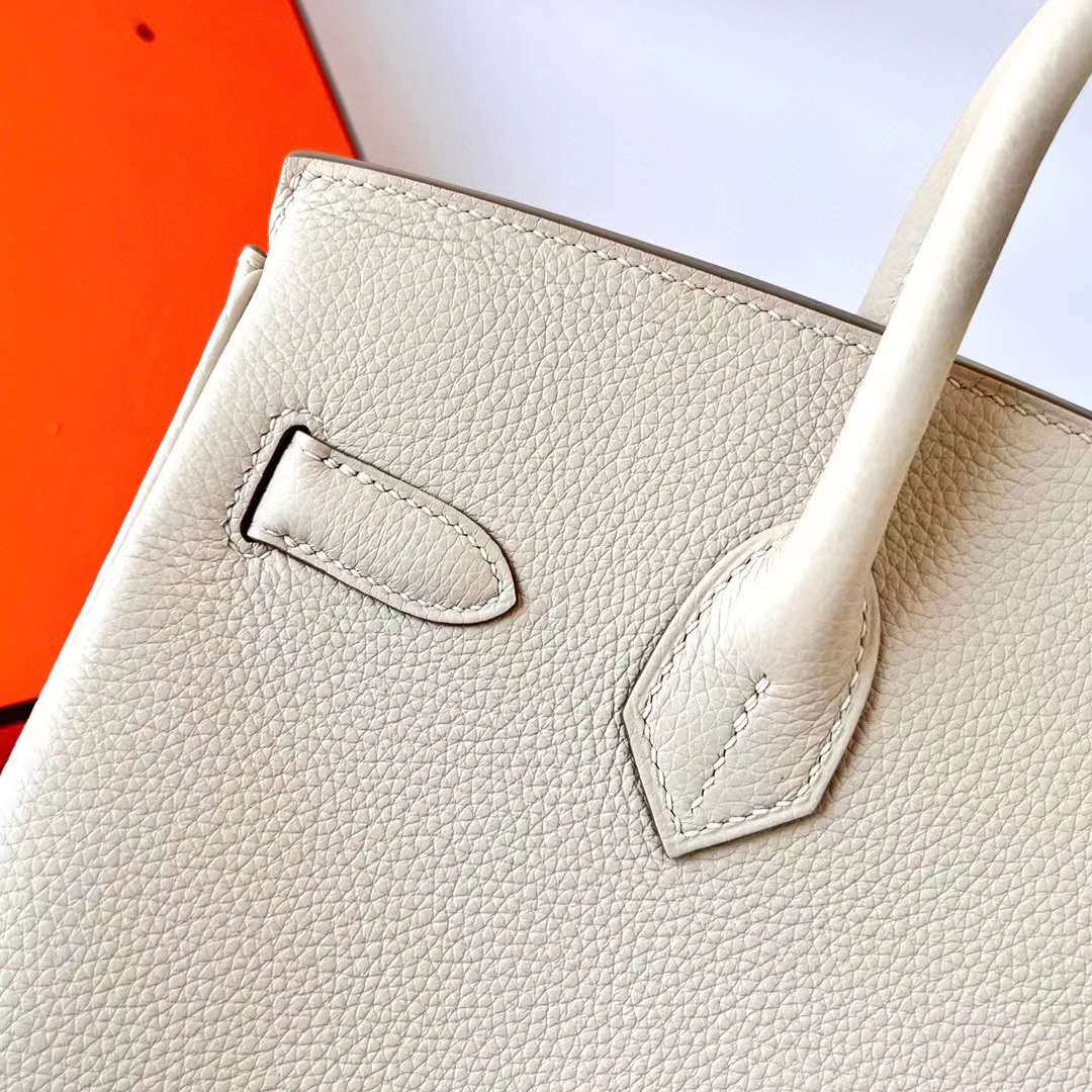 Hermès（爱马仕）Birkin 铂金包 Togo 进口小牛皮 Ck10 奶昔白 金扣 30cm 全手工蜡线缝制 Ghw