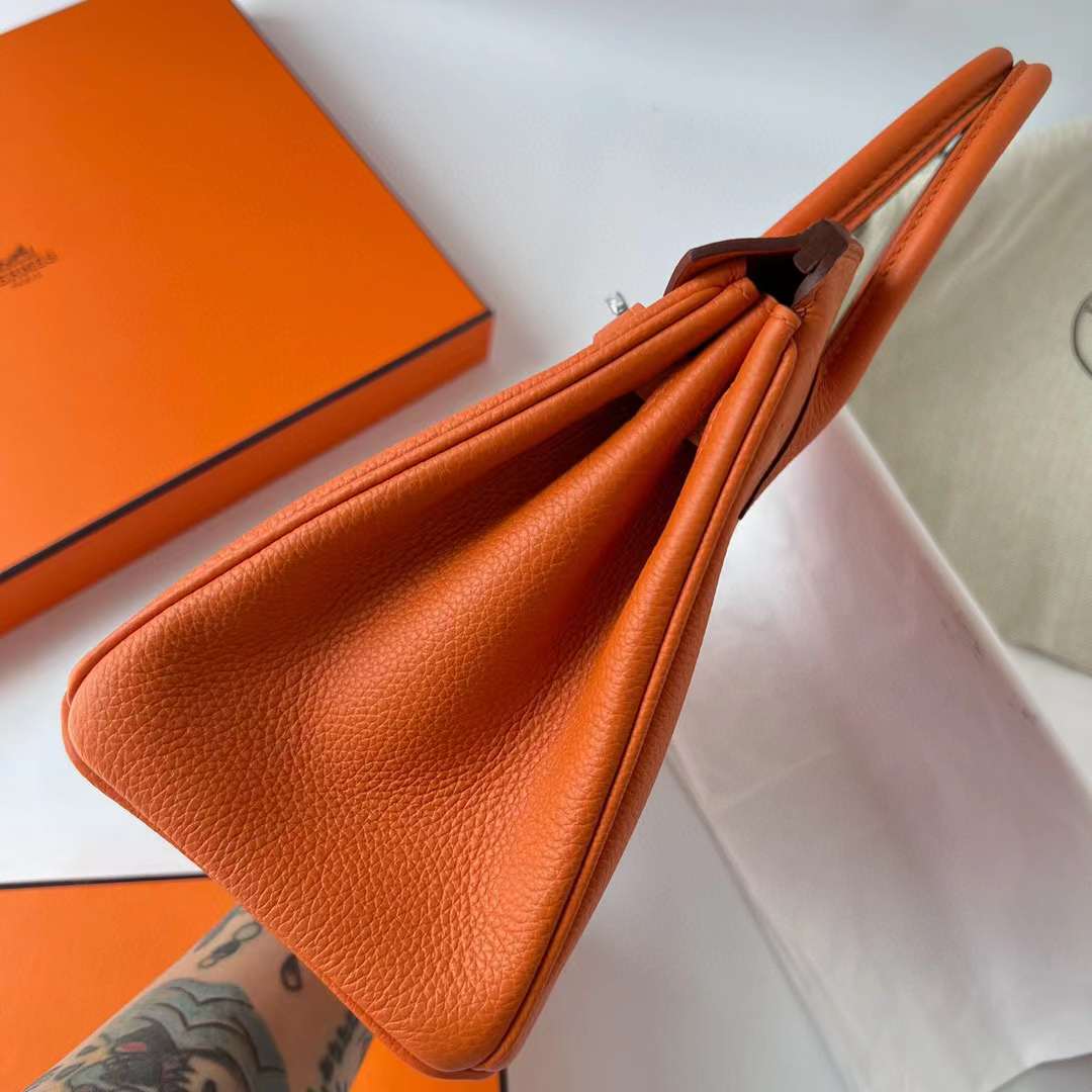 Hermès（爱马仕）Birkin 铂金包 Togo 进口德国小牛皮 Ck93 橙色 银扣 25cm 全手工蜡线缝制 Phw