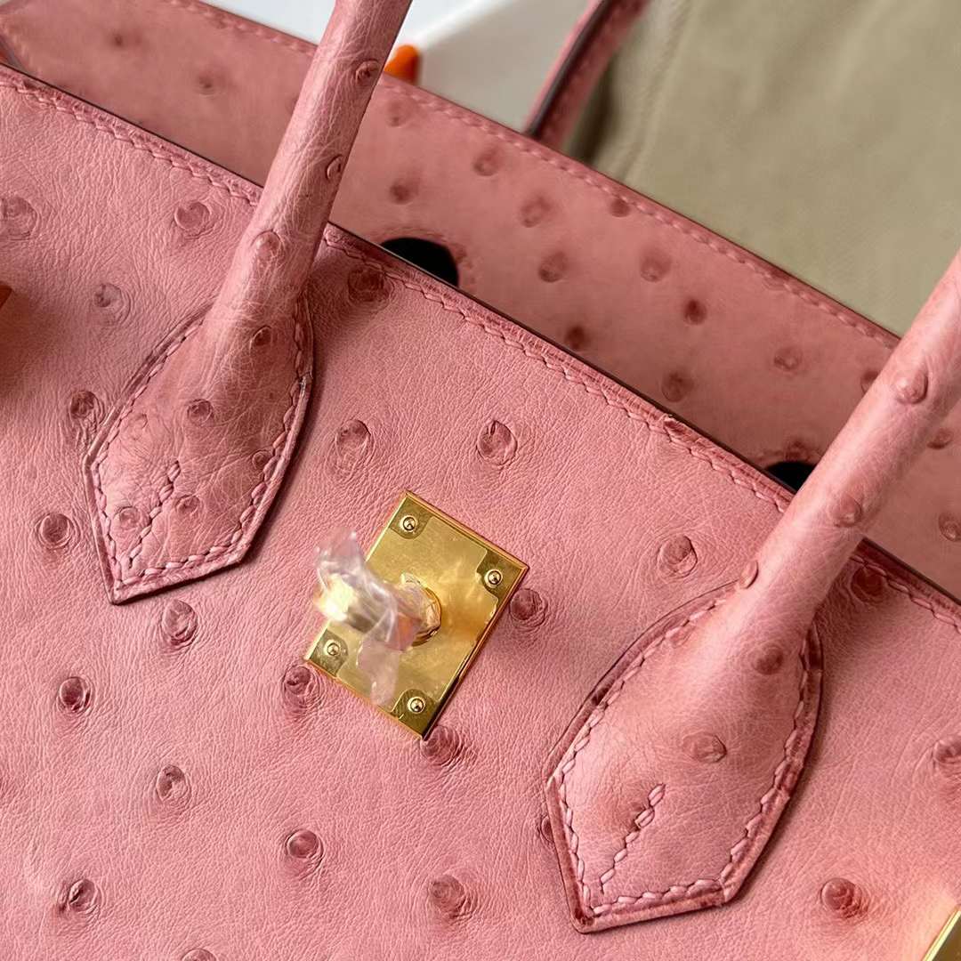 Hermès（爱马仕）Birkin 铂金包 Ostrich 进口鸵鸟皮 Ck94 陶瓷粉 金扣 25cm 全手工蜡线缝制 Ghw