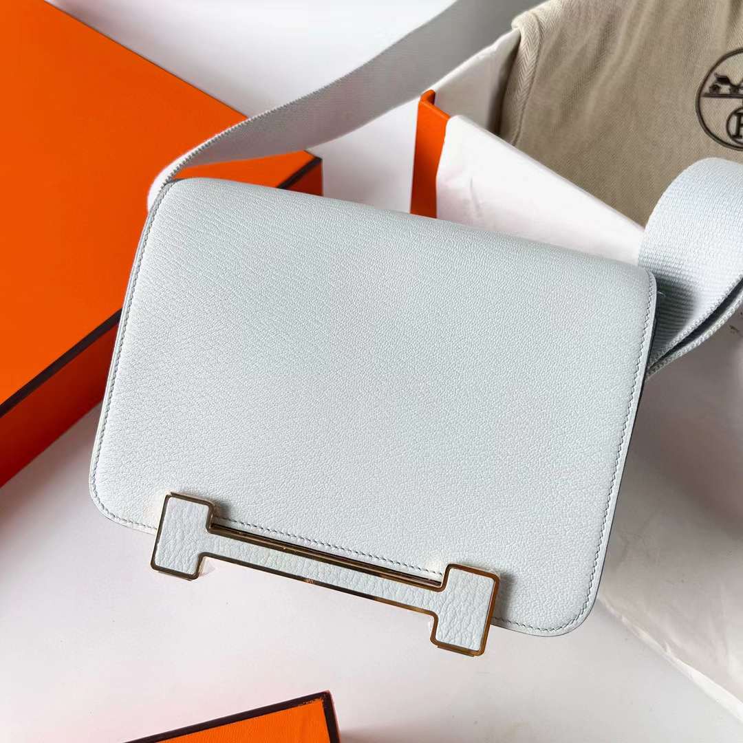 Hermès（爱马仕）Geta 木屐包 Chevre 进口山羊皮 T0 雾蓝色 金扣 20cm 全手工蜡线缝制 Ghw