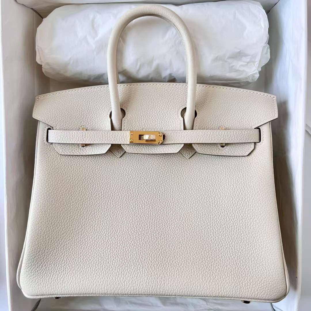 Hermès（爱马仕）Birkin 铂金包 Togo 进口小牛皮 Ck10 奶昔白 金扣 25cm 全手工蜡线缝制 Ghw
