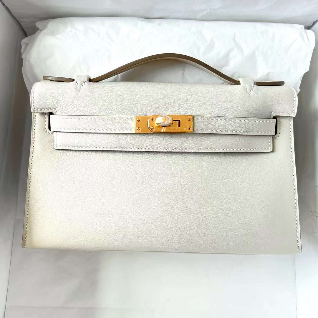 Hermès（爱马仕）Mini Kelly Pochette Swift Ck10 奶昔白 金扣 22cm 全手工蜡线缝制 Ghw