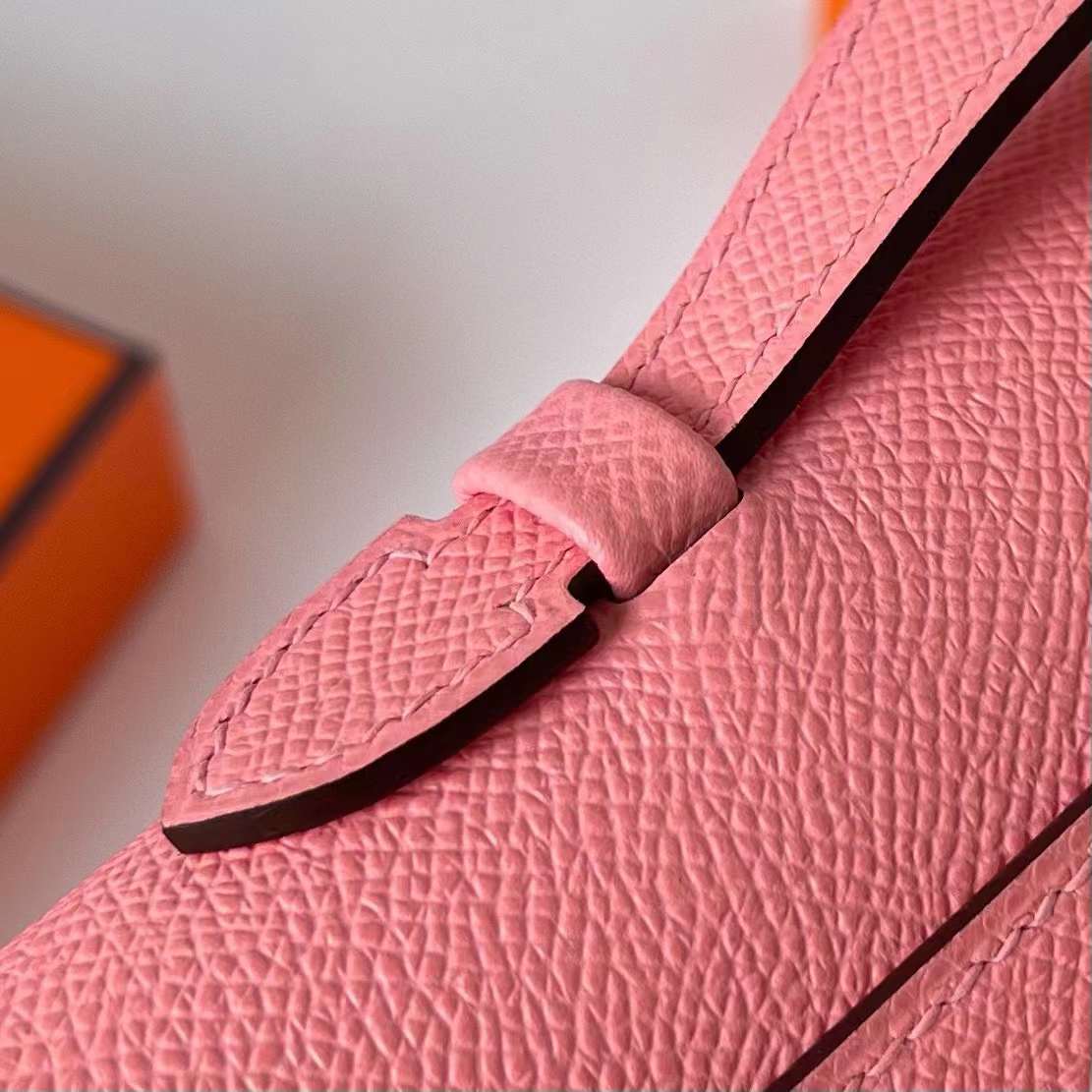 Hermès（爱马仕）Kelly cut Epsom 1Q 奶昔粉 银扣 31cm 全手工蜡线缝制 Phw