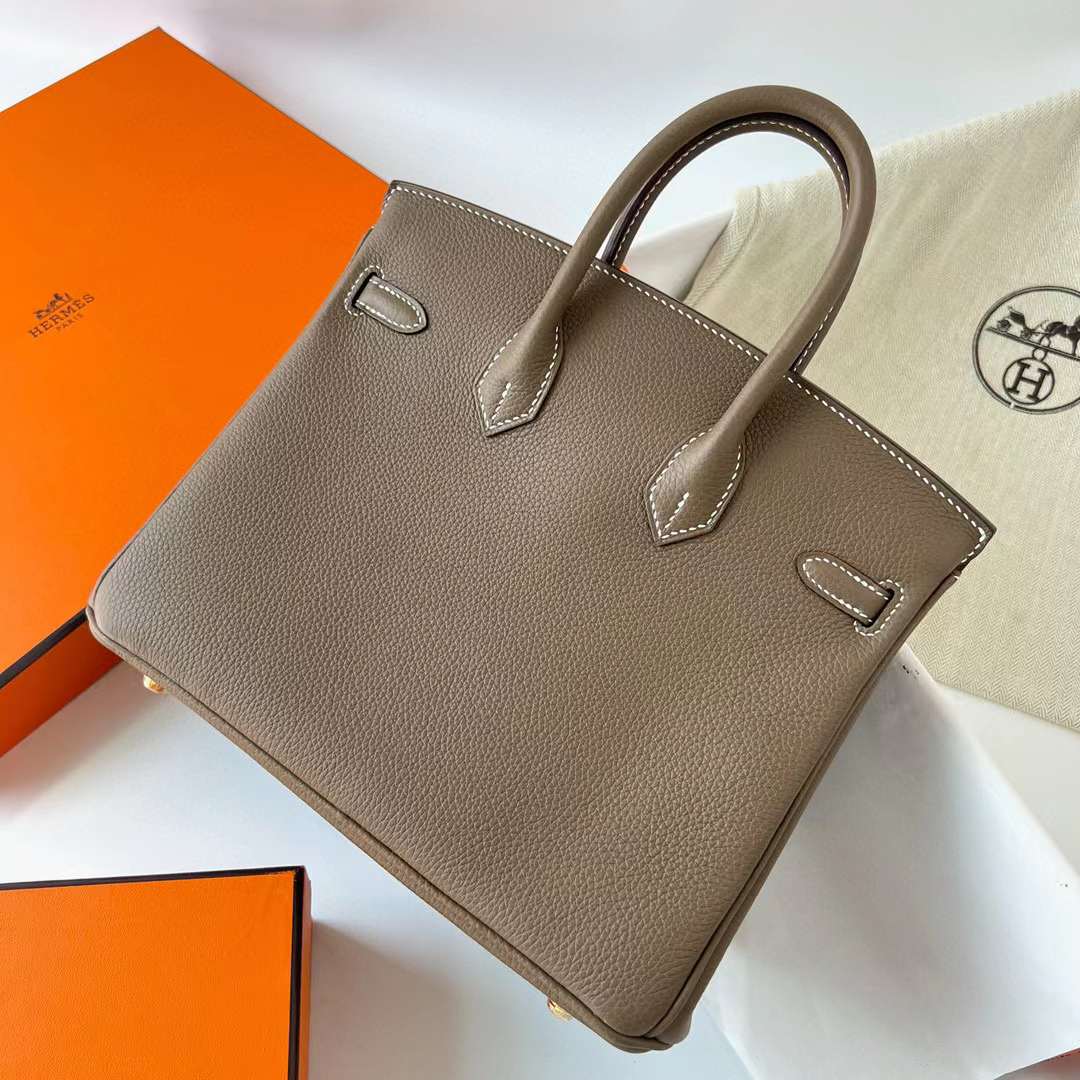 Hermès（爱马仕）Birkin 铂金包 Togo 进口小牛皮 Ck18 大象灰 金扣 25cm 全手工蜡线缝制 Ghw