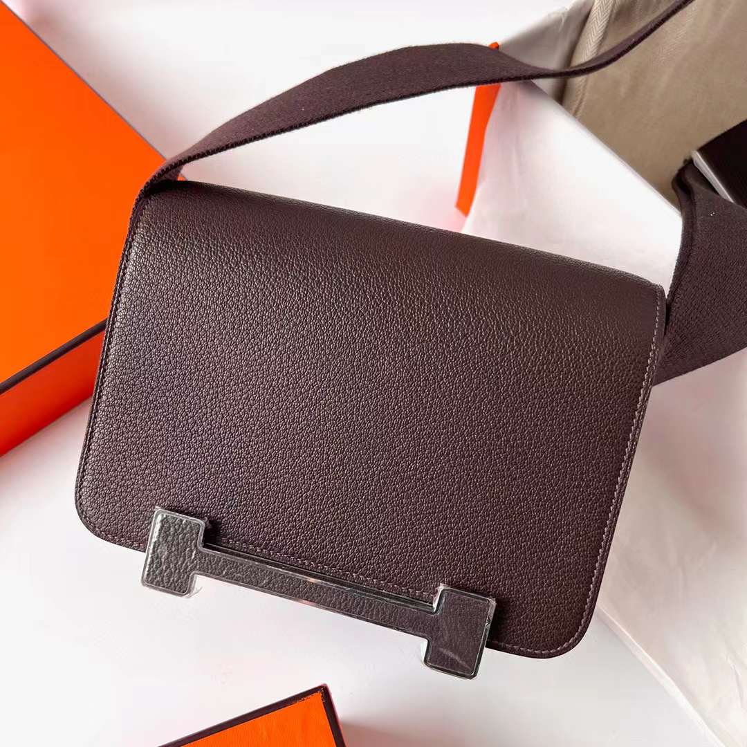 Hermès（爱马仕）Geta 木屐包 Chevre 进口山羊皮 0G 马鞍红 银扣 20cm 全手工蜡线缝制 Phw