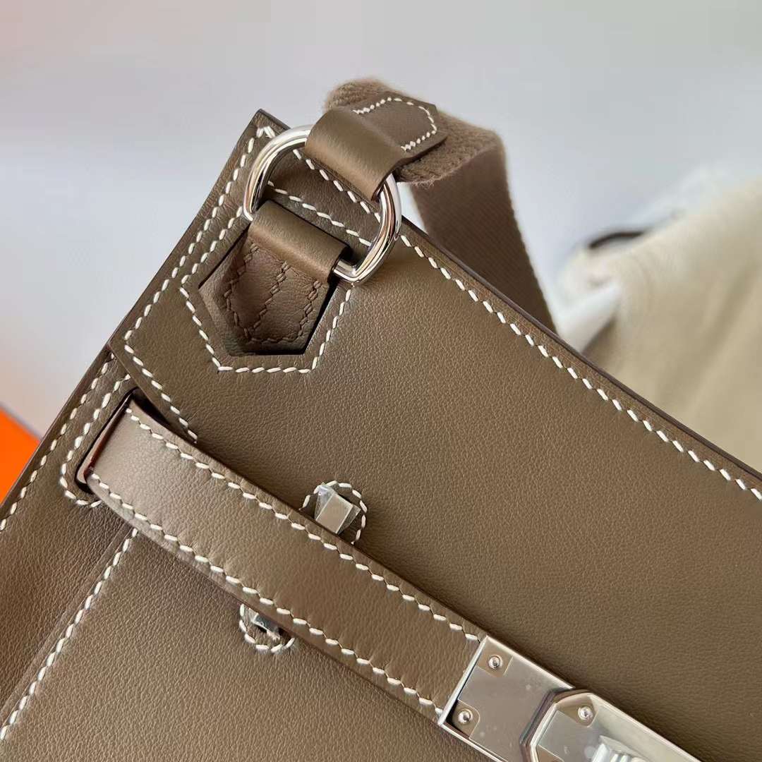 Hermès（爱马仕）Mini Jypsiere 迷你 吉普赛 Swift Ck18 大象灰 银扣 23cm 全手工蜡线缝制 Phw