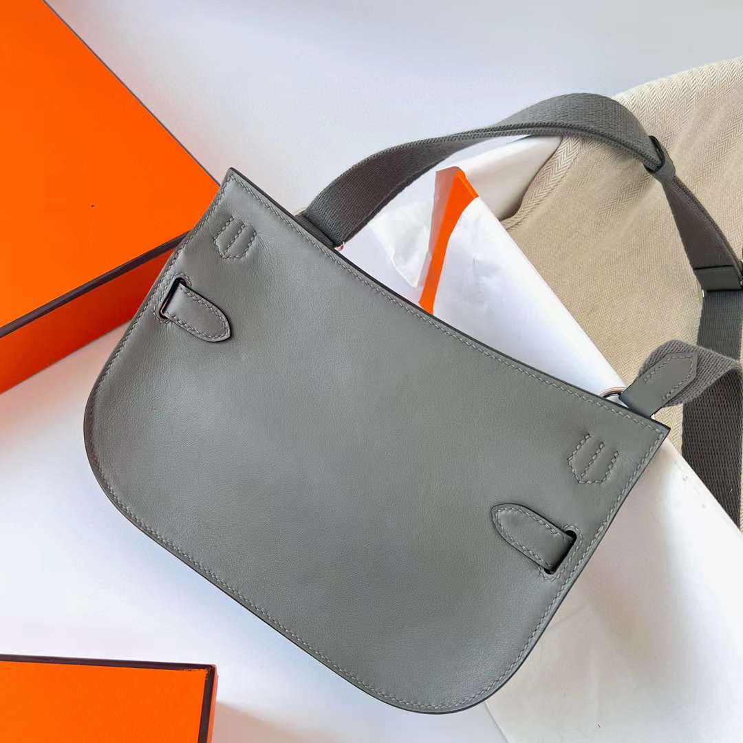 Hermès（爱马仕）Mini Jypsiere 迷你 吉普赛 Swift 0L 积雨云灰 银扣 23cm 全手工蜡线缝制 Phw