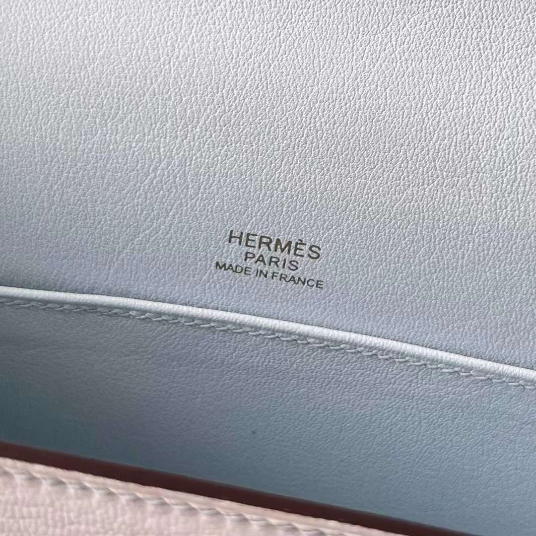Hermès（爱马仕）Geta 木屐包 Chevre 进口山羊皮 T0 雾蓝色 金扣 20cm 全手工蜡线缝制 Ghw