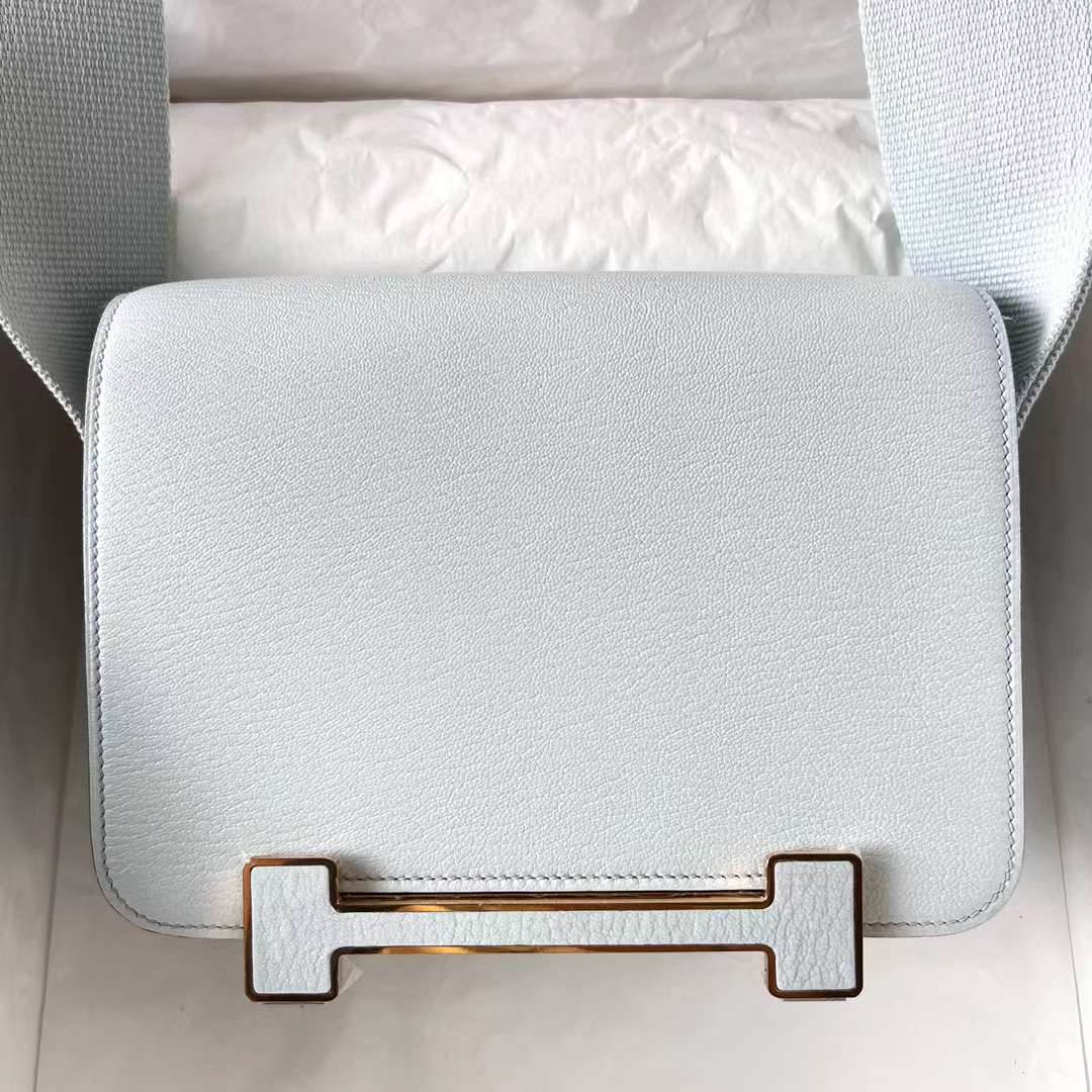 Hermès（爱马仕）Geta 木屐包 Chevre 进口山羊皮 T0 雾蓝色 金扣 20cm 全手工蜡线缝制 Ghw