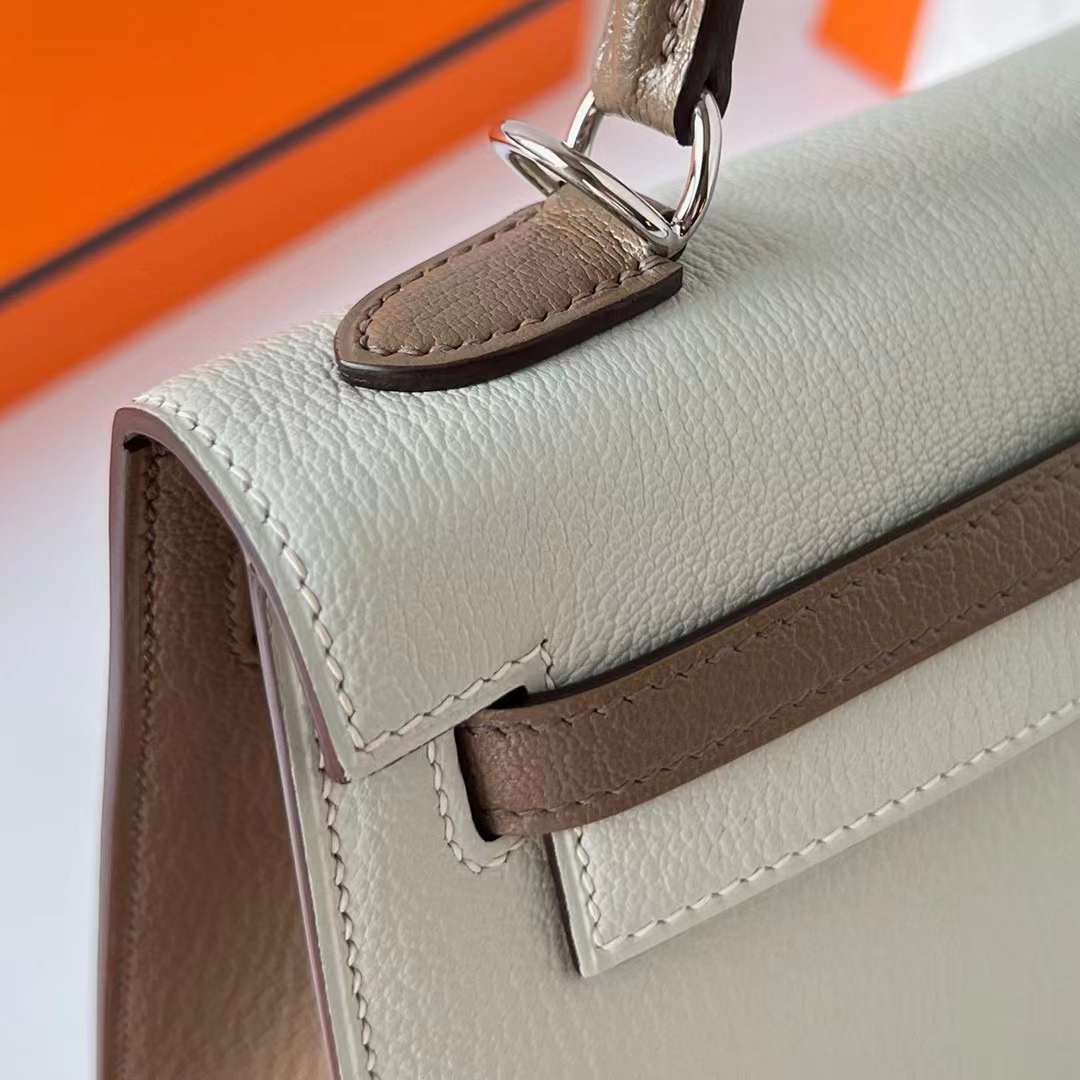 Hermès（爱马仕）Kelly 凯莉包 Chevre 进口山羊皮 Ck80 珍珠灰 拼 Ck18 大象灰 银扣 25cm 全手工蜡线缝制 Phw
