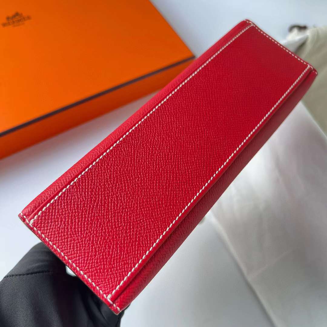 Hermès（爱马仕）Mini Kelly Pochette Epsom Q5 国旗红 银扣 走白色线 22cm 全手工蜡线缝制 Phw