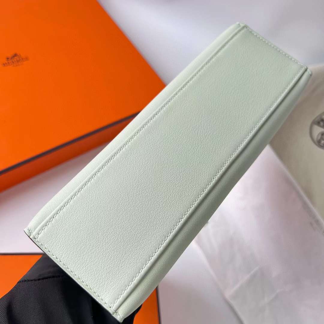 Hermès（爱马仕）Mini Kelly Pochette Swift 0S 气泡绿 银扣 22cm 全手工蜡线缝制 Phw