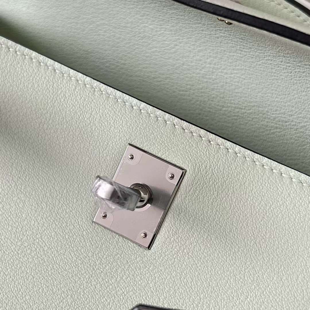 Hermès（爱马仕）Mini Kelly Pochette Swift 0S 气泡绿 银扣 22cm 全手工蜡线缝制 Phw