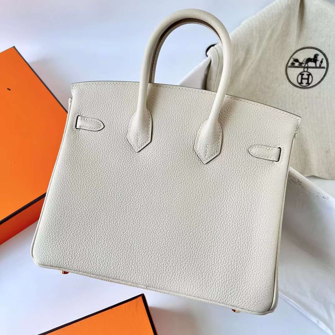 Hermès（爱马仕）Birkin 铂金包 Togo 进口小牛皮 Ck10 奶昔白 金扣 25cm 全手工蜡线缝制 Ghw