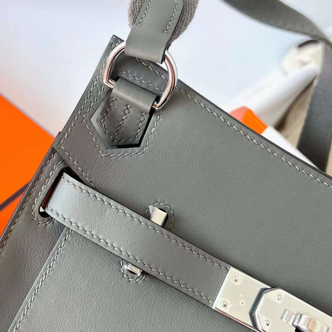 Hermès（爱马仕）Mini Jypsiere 迷你 吉普赛 Swift 0L 积雨云灰 银扣 23cm 全手工蜡线缝制 Phw