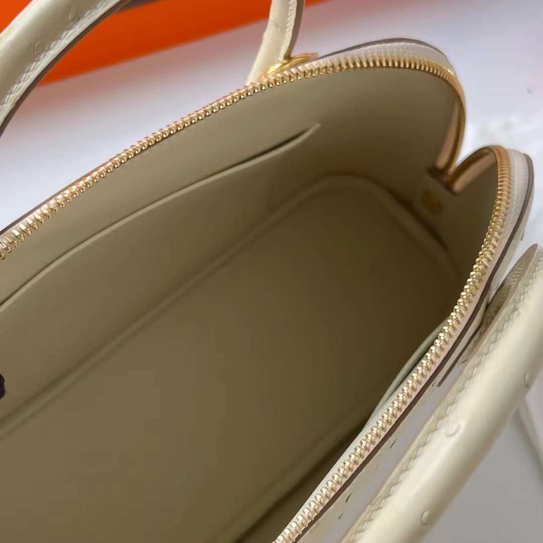 Hermès（爱马仕）Bolide 保龄球包 Ostrich 进口鸵鸟皮 3C 羊毛白 金扣 25cm 全手工蜡线缝制 Ghw