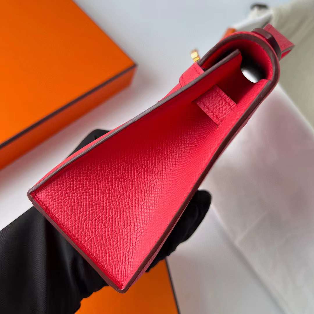 Hermès（爱马仕）Mini Kelly Pochette Epsom T5 蜜糖粉 金扣 22cm 全手工蜡线缝制 Ghw