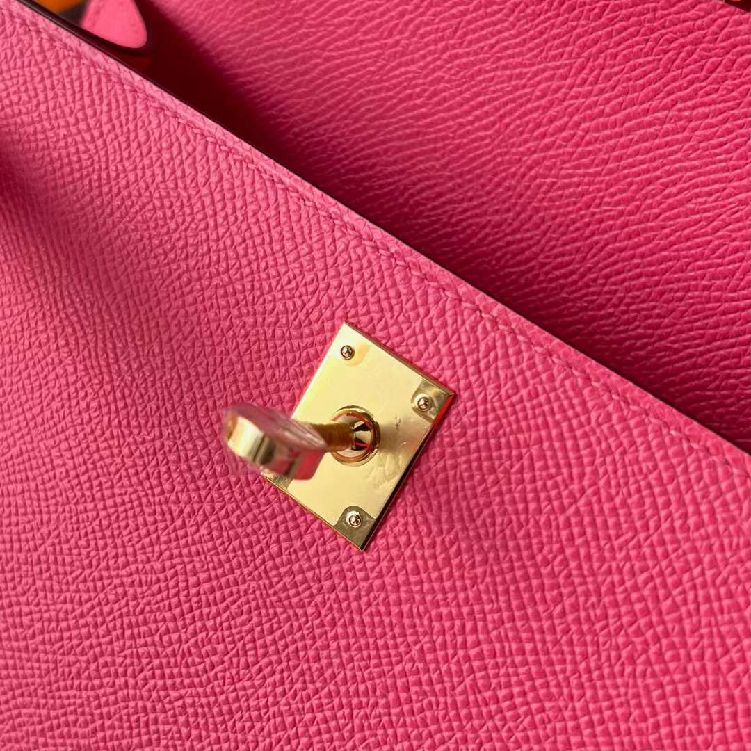 Hermès（爱马仕）Mini Kelly Pochette Epsom 8W 新唇膏粉 金扣 22cm 全手工蜡线缝制 Ghw