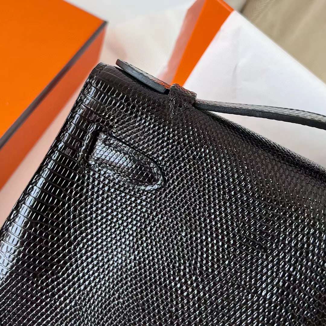 Hermès（爱马仕）Mini Kelly Pochette Lizard 进口蜥蜴皮 Ck89 黑色 金扣 22cm 全手工蜡线缝制 Ghw