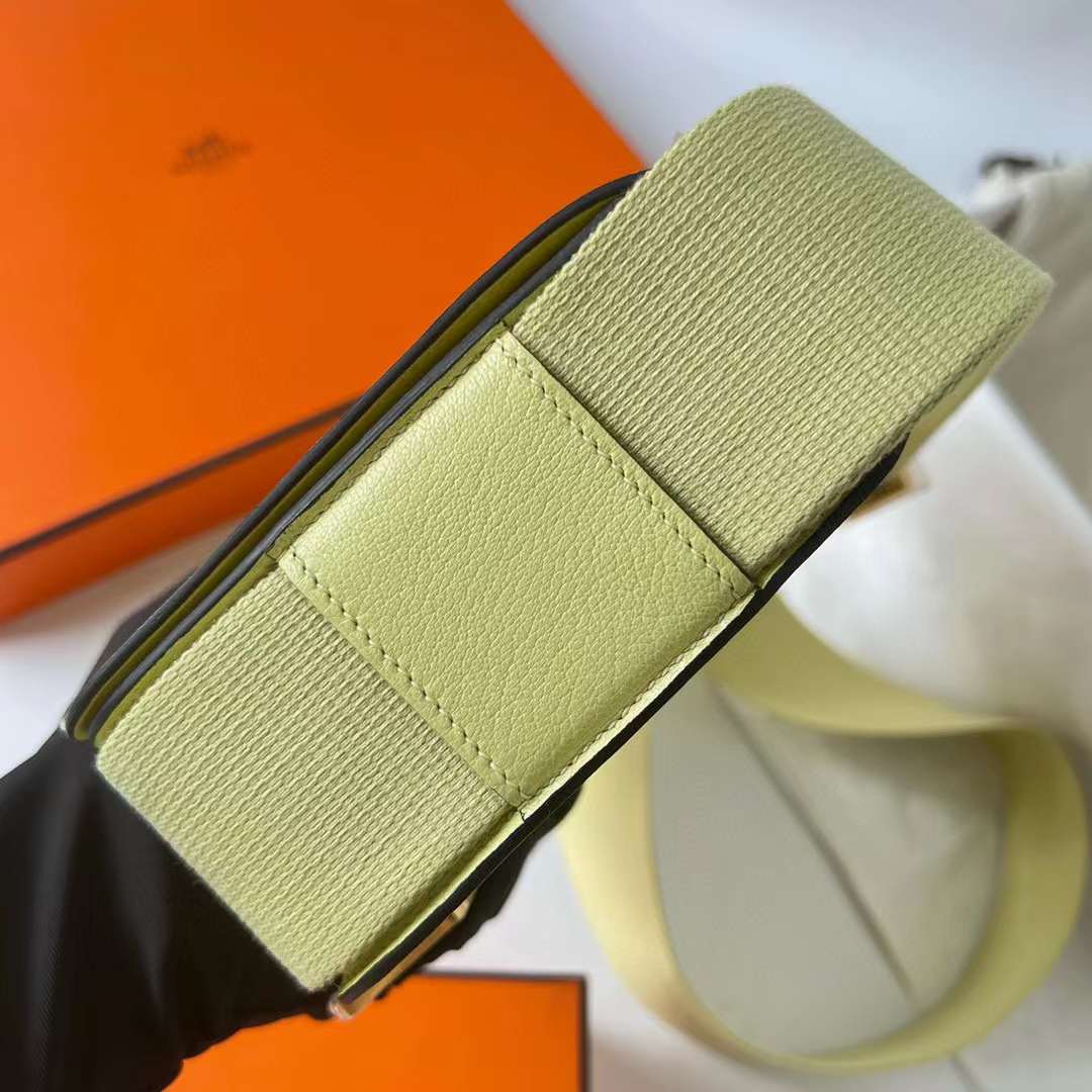 Hermès（爱马仕）Geta 木屐包 Chevre 进口山羊皮 R9 嫩芽黄 金扣 20cm 全手工蜡线缝制 Ghw