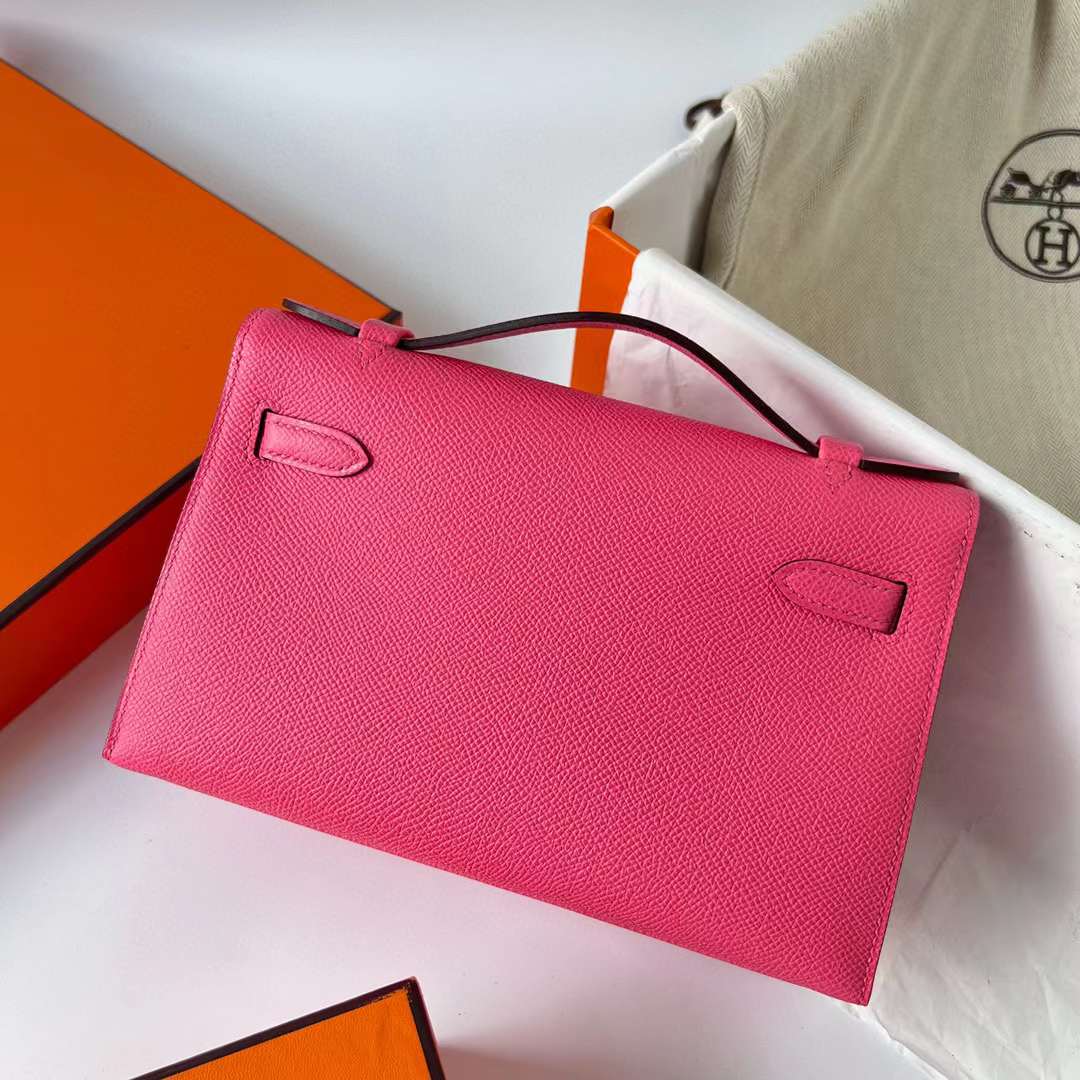 Hermès（爱马仕）Mini Kelly Pochette Epsom 8W 新唇膏粉 金扣 22cm 全手工蜡线缝制 Ghw