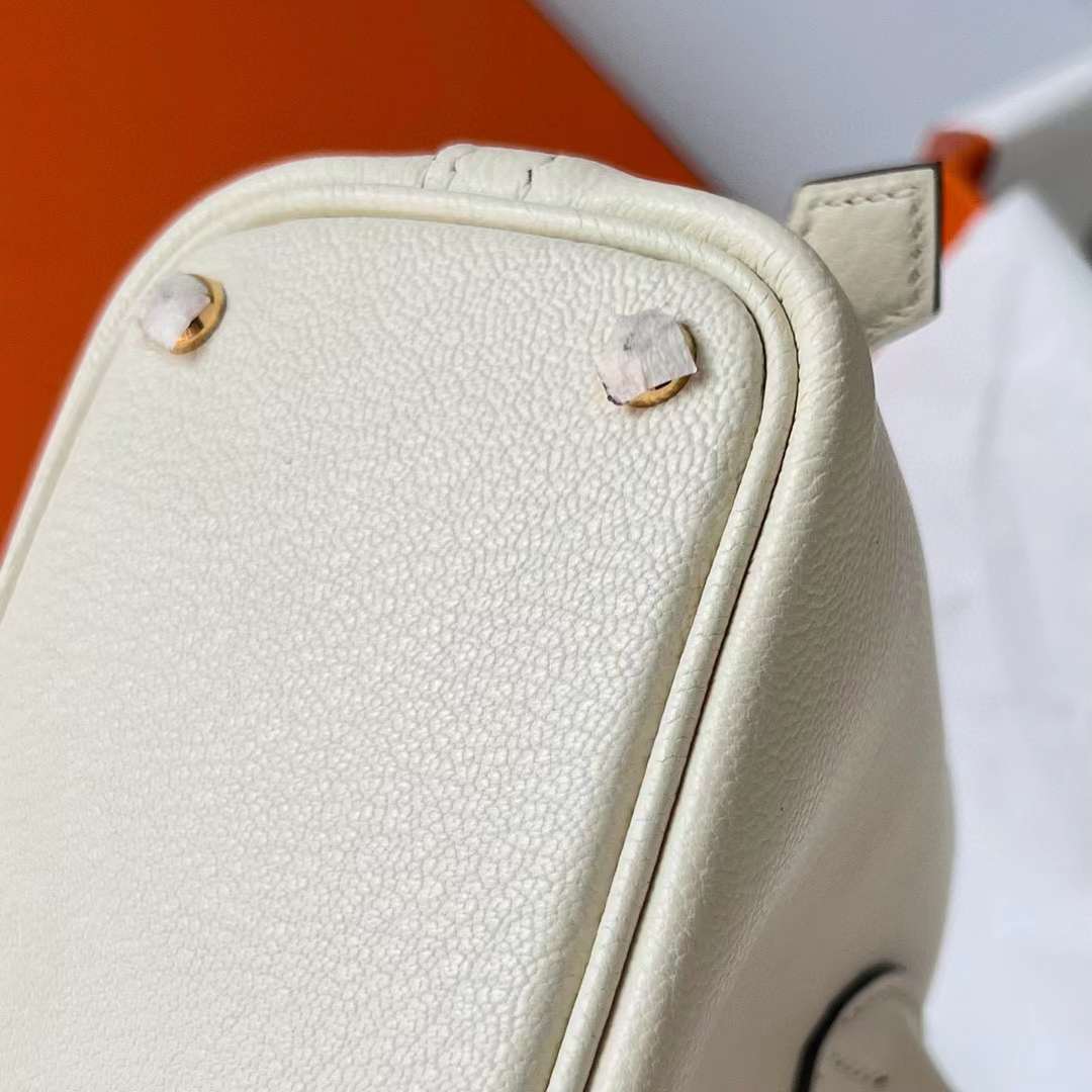 Hermès（爱马仕）Mini Bolide 迷你保龄球包 Chevre 进口山羊皮 i2 奶油白 金扣 19cm 全手工蜡线缝制 Ghw
